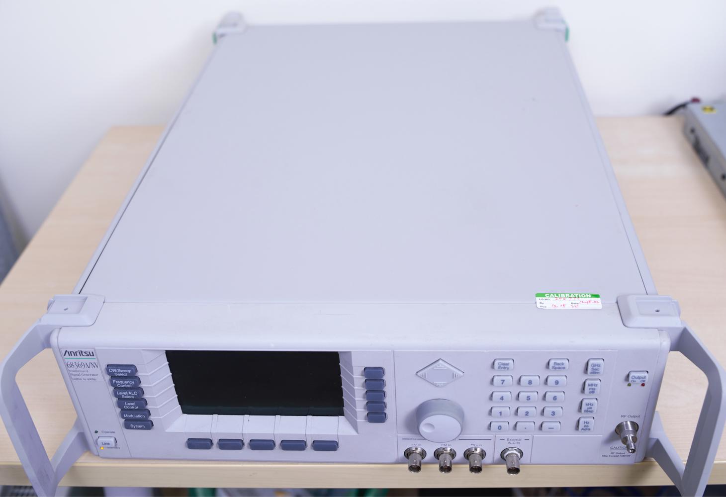 Генератор сигналов Anritsu 68369A